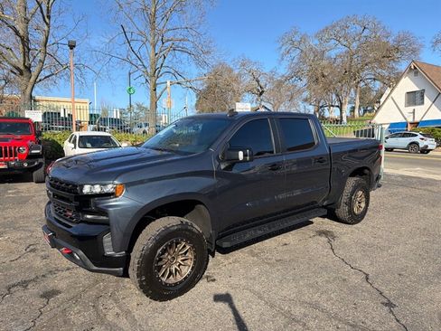 Used 2019 Chevrolet Silverado 1500 LT Trail Boss image 14