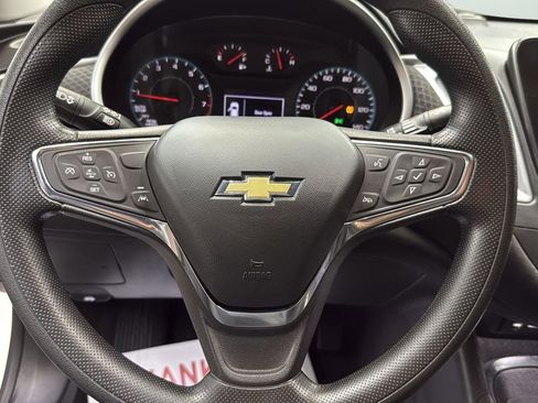Used 2024 Chevrolet Malibu LT image 15