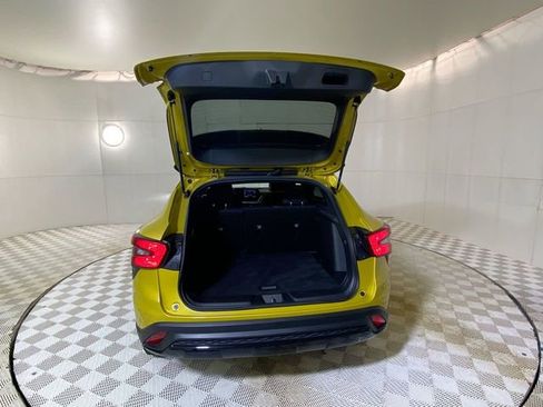 Used 2024 Chevrolet Trax RS w/ Driver Confidence Package image 30