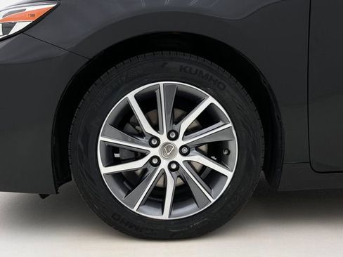 Used 2016 Lexus ES 300h w/ Luxury Package w/Wood Trim FWD image 28