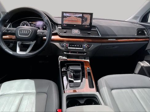 Used 2023 Audi Q5 2.0T Premium Plus w/ Premium Plus Package AWD/4WD image 16