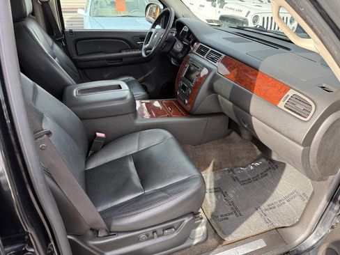 Used 2009 Chevrolet Tahoe LTZ image 10