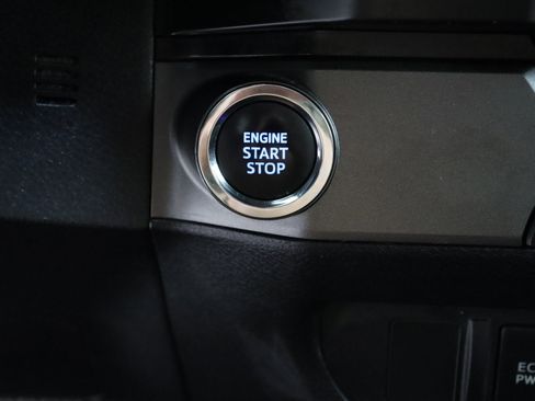 Certified 2023 Toyota Tacoma TRD Off-Road RWD image 18