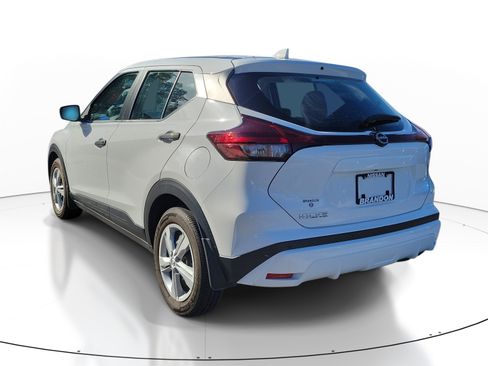Certified 2024 Nissan Kicks S FWD image 5