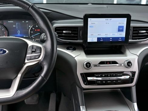 Used 2023 Ford Explorer XLT w/ Equipment Group 202A image 24