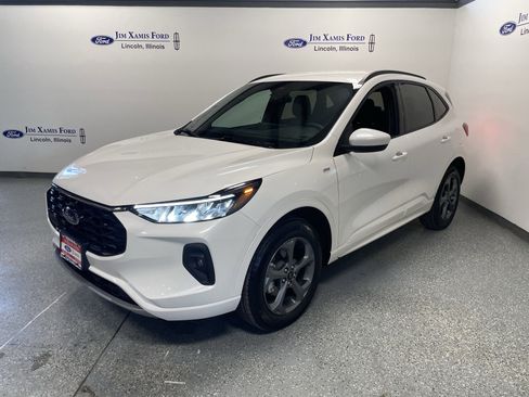 Used 2024 Ford Escape ST-Line Select w/ Tech Pack #1 image 3