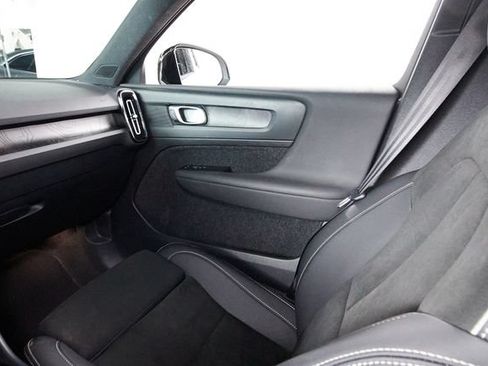 Certified 2023 Volvo XC40 Recharge Plus AWD/4WD image 7