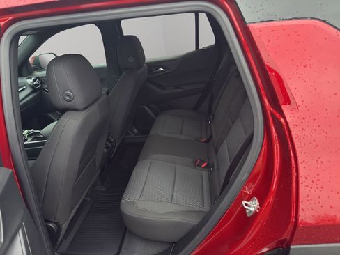 New 2026 Chevrolet Equinox LT image 9