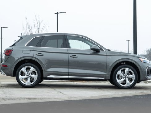 Certified 2023 Audi Q5 2.0T Prestige w/ Prestige Package image 3