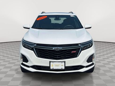 Used 2023 Chevrolet Equinox RS w/ RS Leather Package AWD/4WD image 2