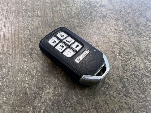 Used 2019 Honda Odyssey EX-L image 11
