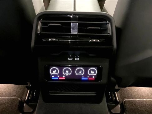 Used 2026 BMW M5 w/ Carbon Package image 33