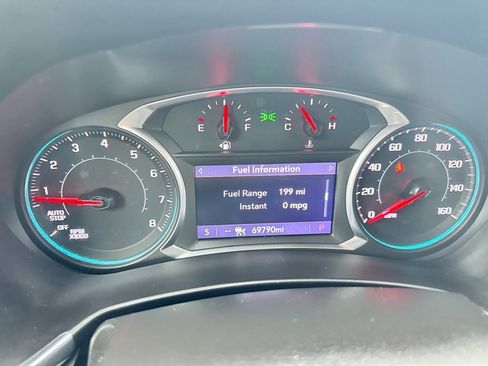 Used 2021 Chevrolet Equinox Premier image 17