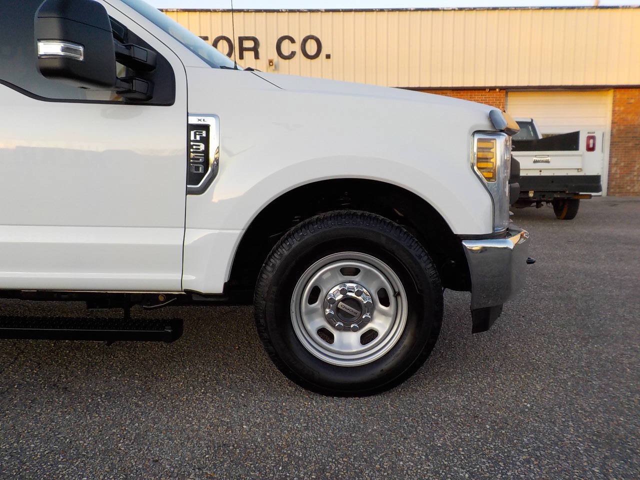 Used 2019 Ford F350 XL w/ Power Equipment Group RWD image 10