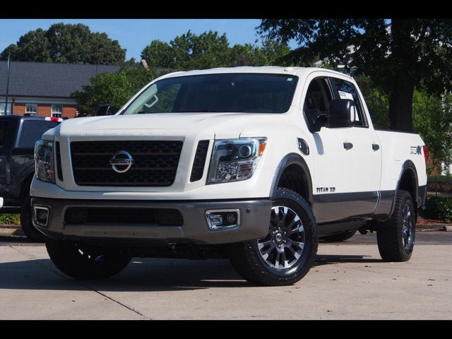 Used 2019 Nissan Titan PRO-4X w/ Pro-4x Convenience Package AWD/4WD image 1
