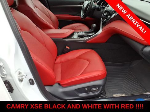 Used 2023 Toyota Camry XSE FWD image 9