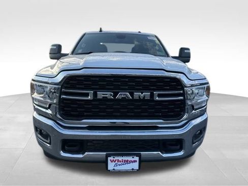 Used 2024 RAM 2500 Big Horn w/ Bed Utility Group image 11
