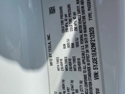 Used 2022 Tesla Model 3 Standard Range image 29