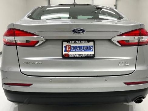 Used 2020 Ford Fusion SEL image 15