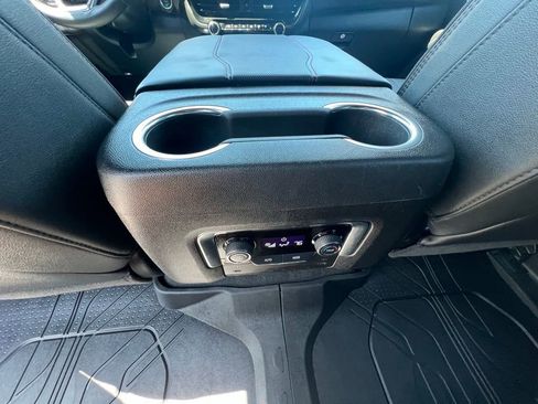 Used 2025 Chevrolet Suburban RST w/ Comfort Package AWD/4WD image 23