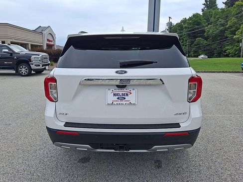Certified 2024 Ford Explorer XLT w/ Equipment Group 202A AWD/4WD image 23