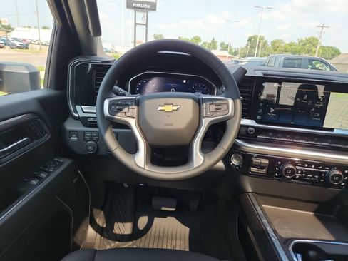 New 2026 Chevrolet Silverado 2500 LTZ w/ LTZ Plus Package AWD/4WD image 15