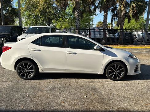 Used 2019 Toyota Corolla SE image 8