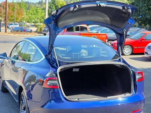 Used 2020 Tesla Model 3 Standard Range Plus image 38
