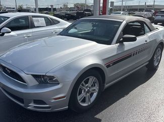 Used 2013 Ford Mustang Convertible video 1