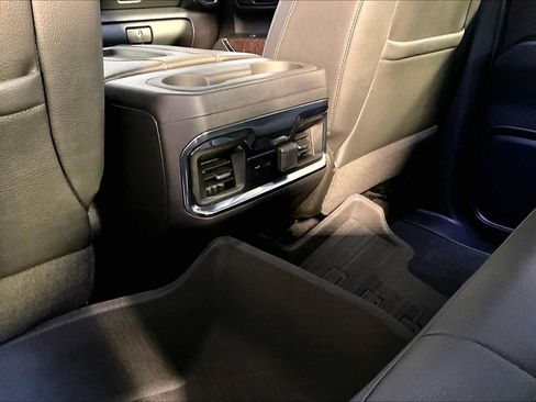 Used 2022 GMC Sierra 1500 Denali w/ Denali Premium Package image 35