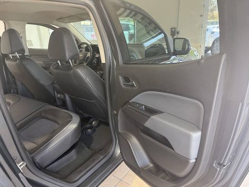 Used 2016 Chevrolet Colorado Z71 AWD/4WD image 14