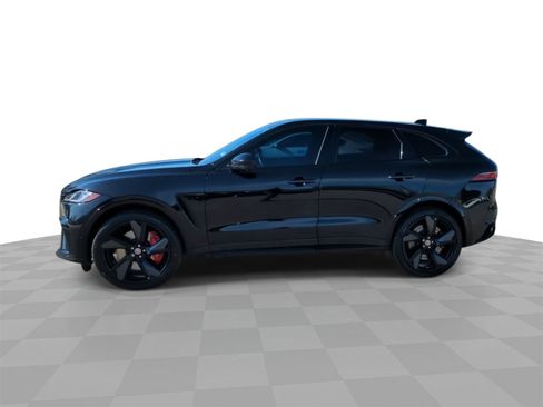 Used 2022 Jaguar F-PACE SVR image 5
