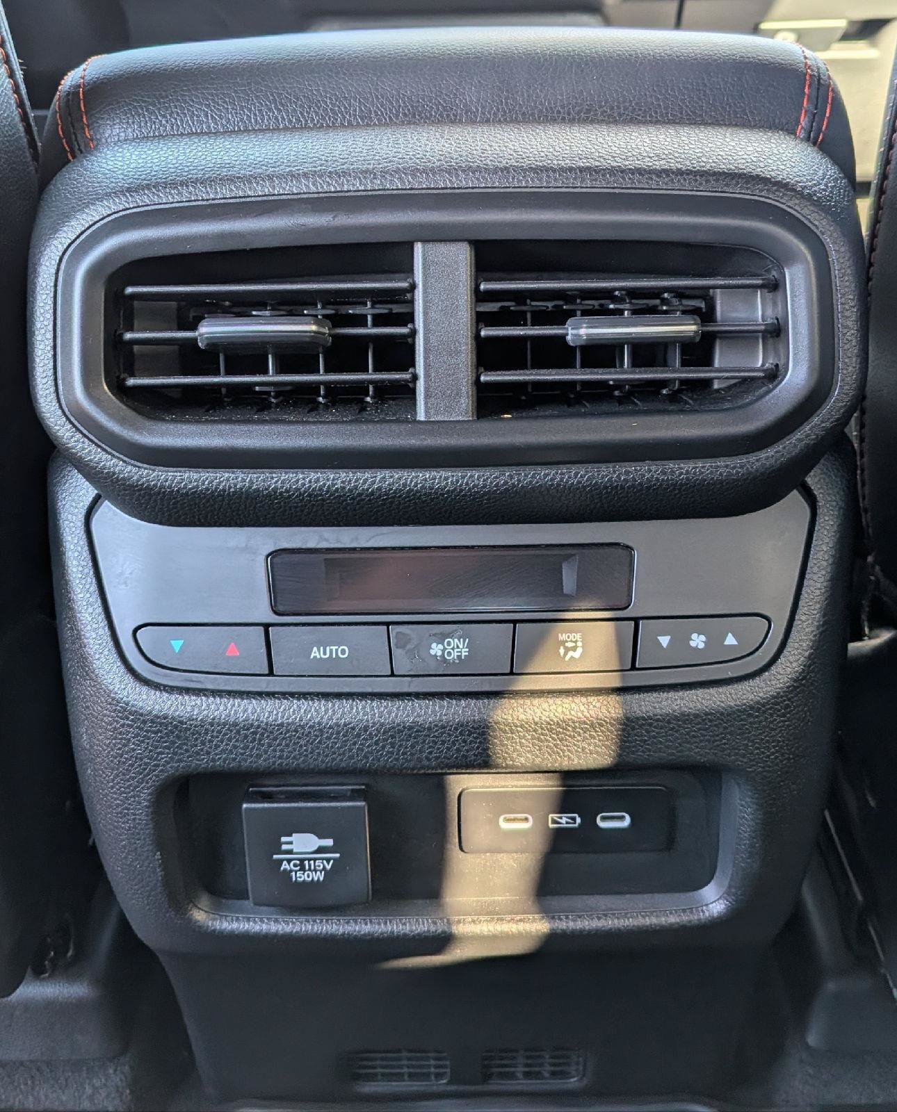 Certified 2025 Honda Pilot TrailSport image 25