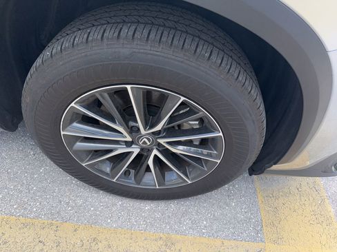 Used 2025 Lexus NX 250 FWD w/ Cold Area Package image 4