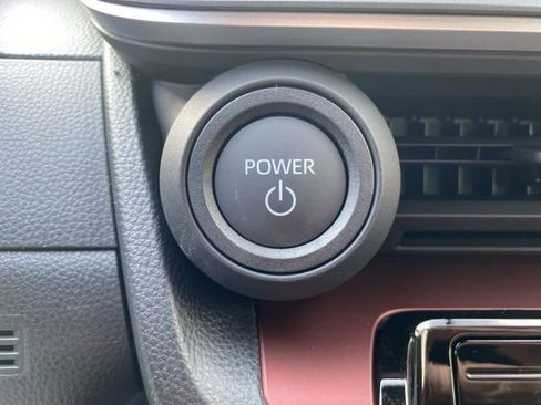 New 2026 Toyota Prius Plug-In Hybrid image 5