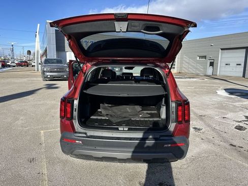 Used 2023 Kia Sorento S image 21