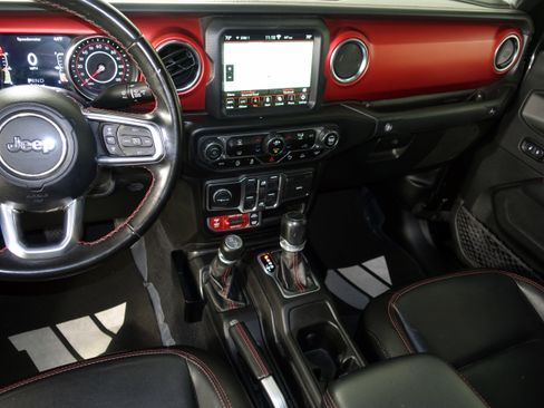 Used 2020 Jeep Gladiator Rubicon image 38