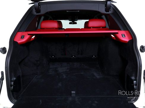 Used 2025 Rolls-Royce Cullinan Black Badge AWD/4WD image 24