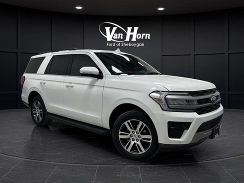 Used 2024 Ford Expedition XLT image 44