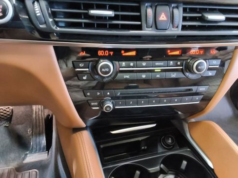 Used 2018 BMW X6 xDrive35i AWD/4WD image 25
