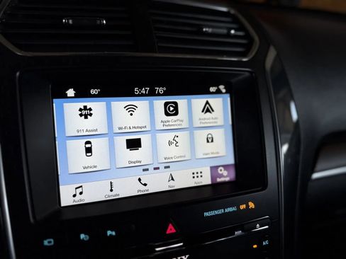 Used 2018 Ford Explorer Limited w/ Equipment Group 301A image 39