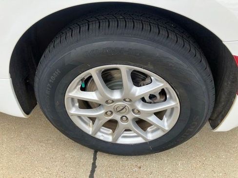 Certified 2023 Chrysler Pacifica Touring-L FWD image 26