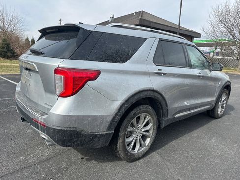 Used 2023 Ford Explorer Limited w/ Equipment Group 301A image 11