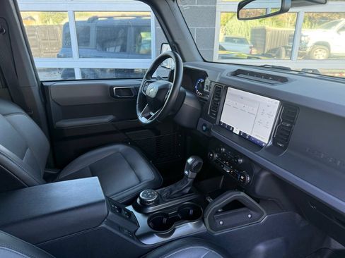 Used 2024 Ford Bronco Everglades AWD/4WD image 49