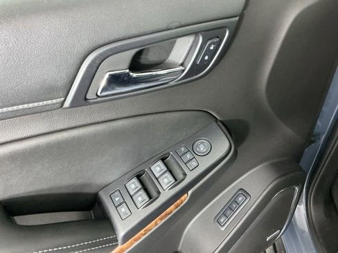 Used 2015 Chevrolet Tahoe LTZ AWD/4WD image 11
