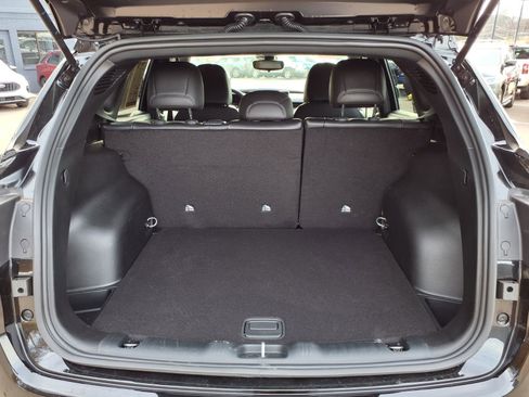 Used 2026 Jeep Compass Latitude image 25