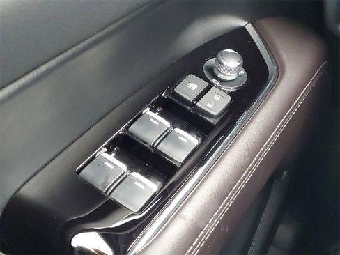 New 2025 MAZDA CX-5 Signature image 17