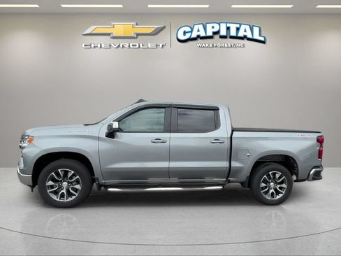 Used 2024 Chevrolet Silverado 1500 LT AWD/4WD image 2