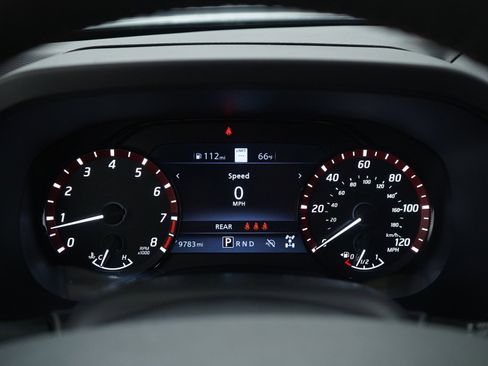 Used 2025 Nissan Frontier PRO-4X w/ Pro Premium Package image 24