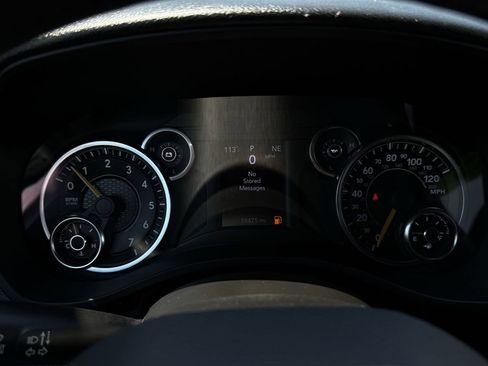 Used 2022 RAM 1500 Big Horn AWD/4WD image 17